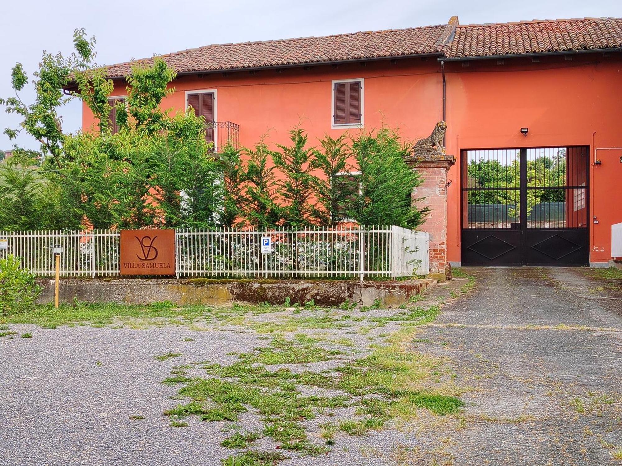 Villa Samuela Neive Exterior photo